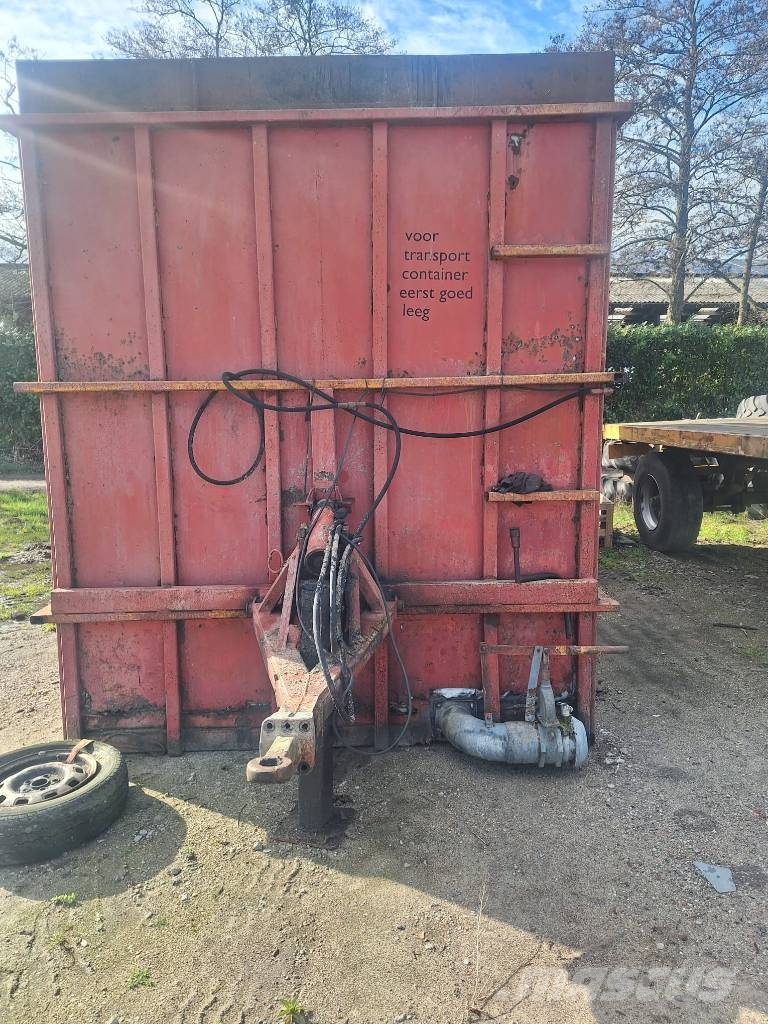 Mestcontainer 41 kuub Other fertilizing machines and accessories