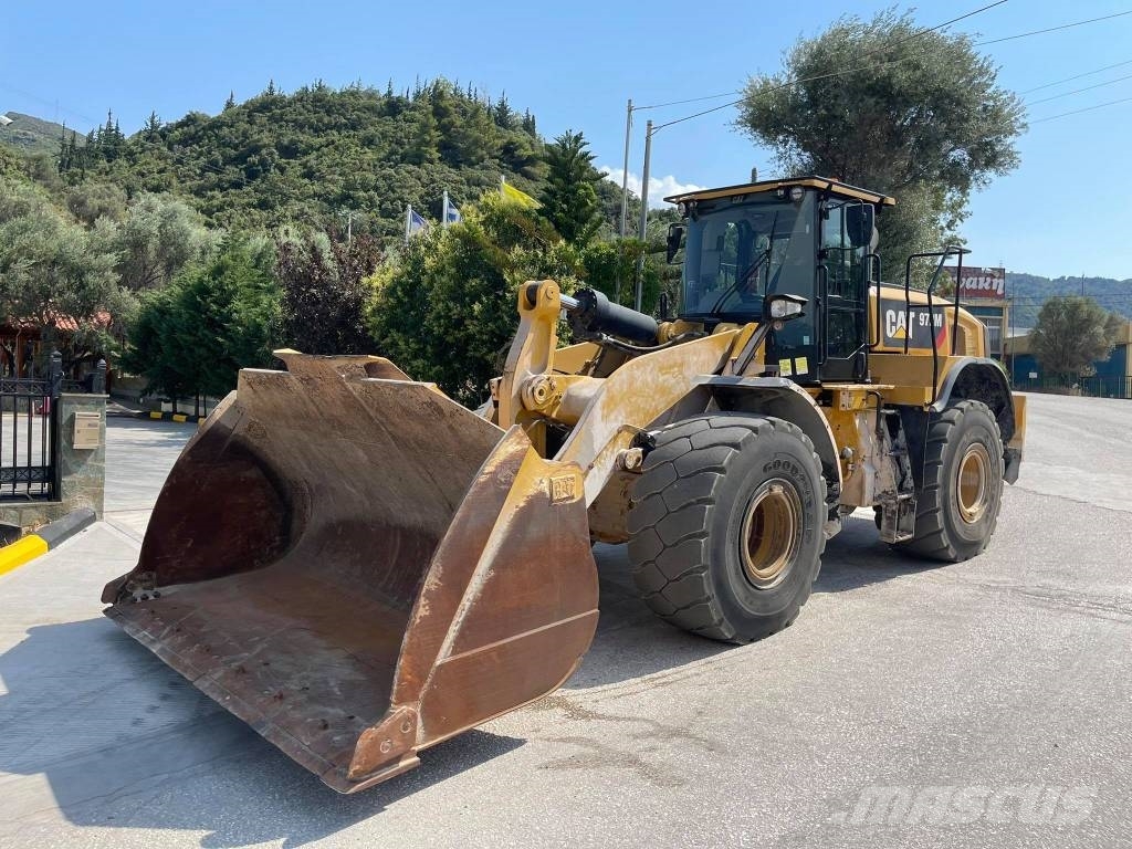 CAT 972M II Gumikerekes homlokrakodók