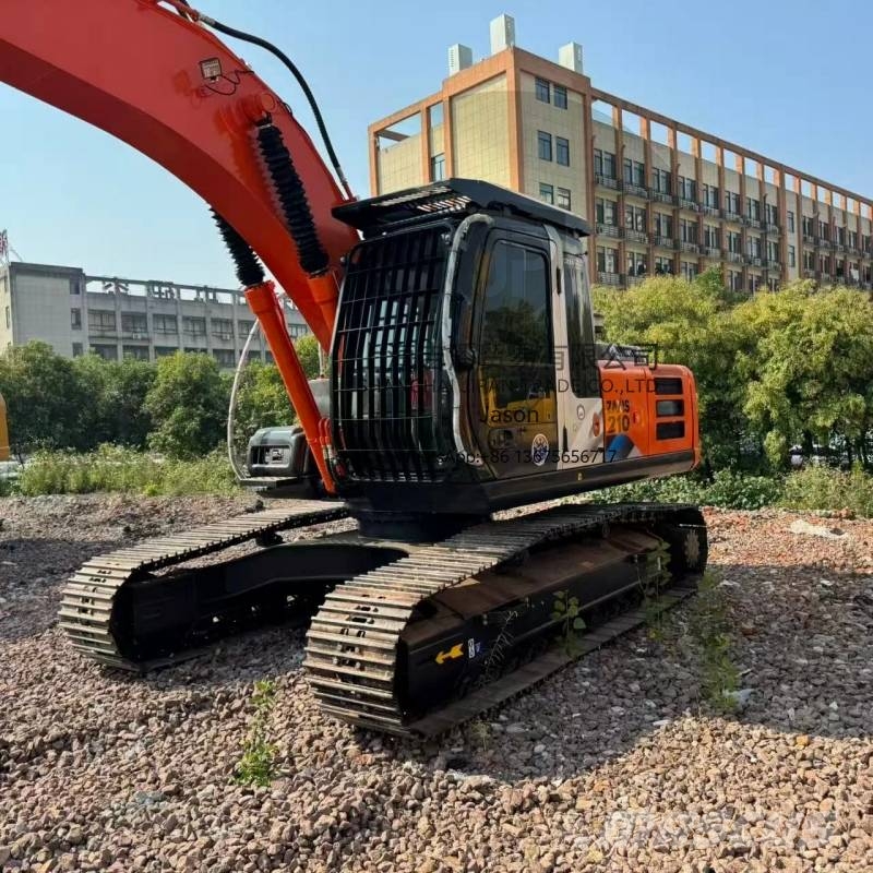 Hitachi ZX 210 Bagri goseničarji