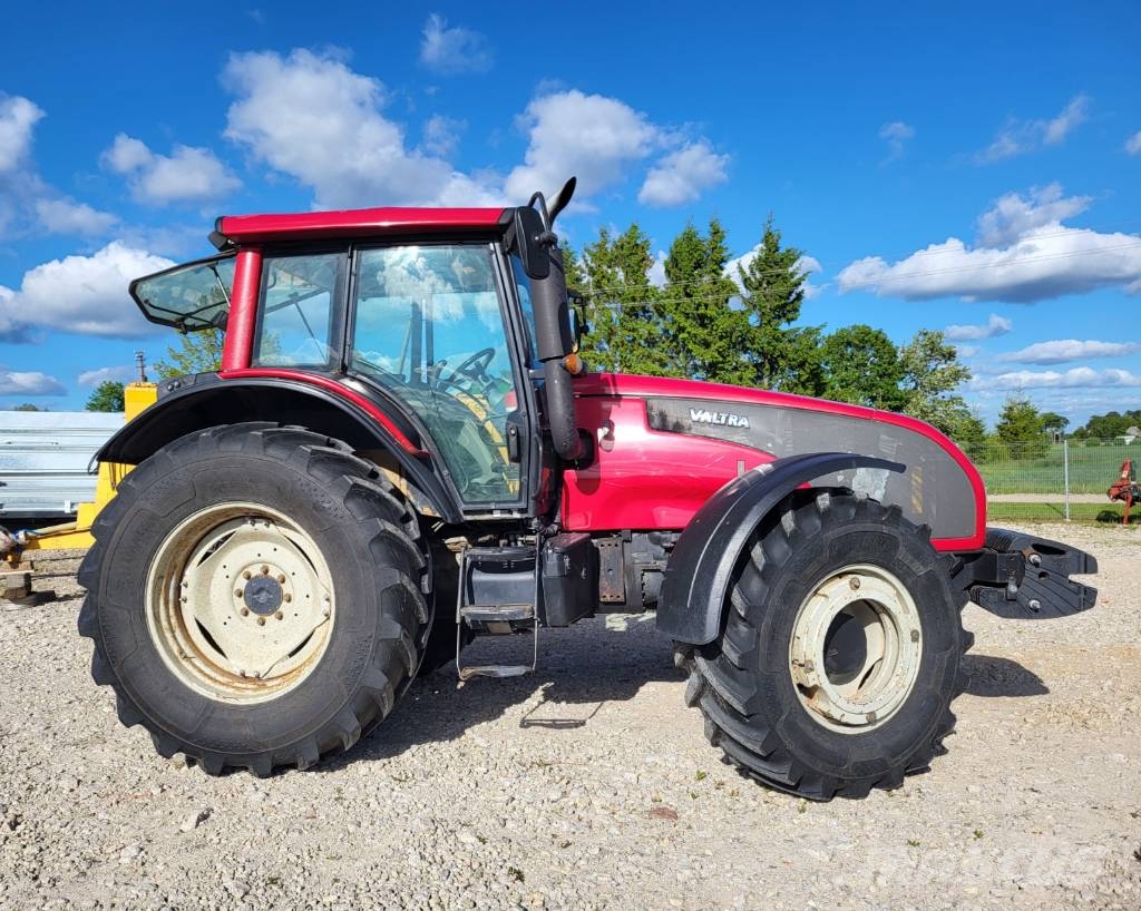 Valtra T 191 HiTech Traktorok