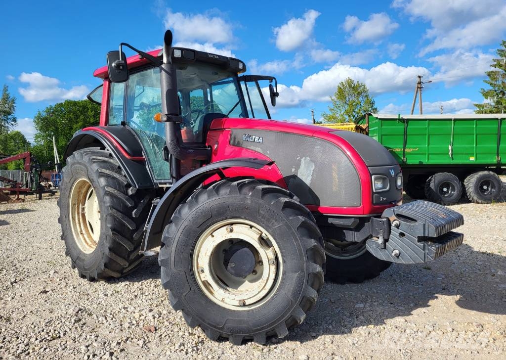 Valtra T 191 HiTech Traktorok