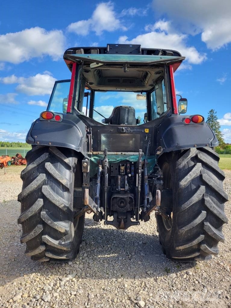 Valtra T 191 HiTech Traktorok