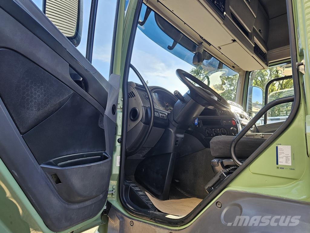 DAF CF 440 6x2 SIDE LOADER / 20 ft container Vlakke laadvloer met kraan