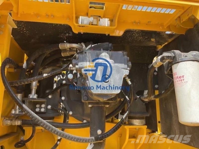 Komatsu PC360-8 حفارات زحافة