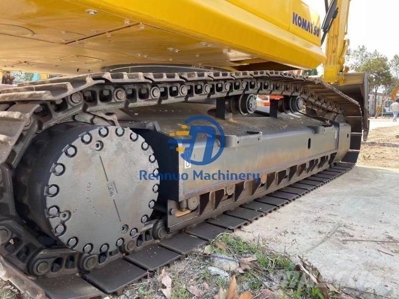 Komatsu PC360-8 حفارات زحافة