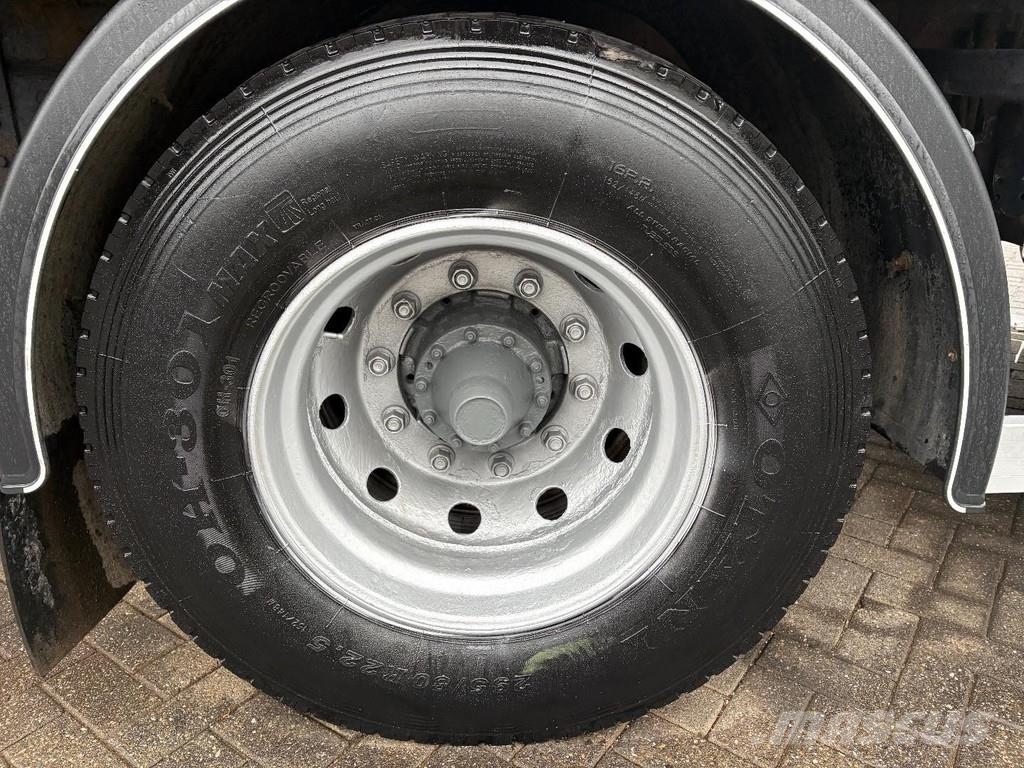 Scania 94 G + Loadlift + Manual + Euro 2 Kapali kasa kamyonlar