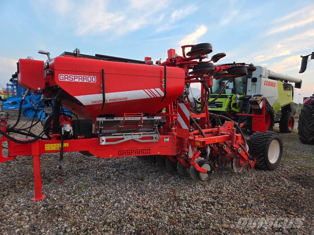 Maschio Gigante Pressure 400/22 Sejalnice