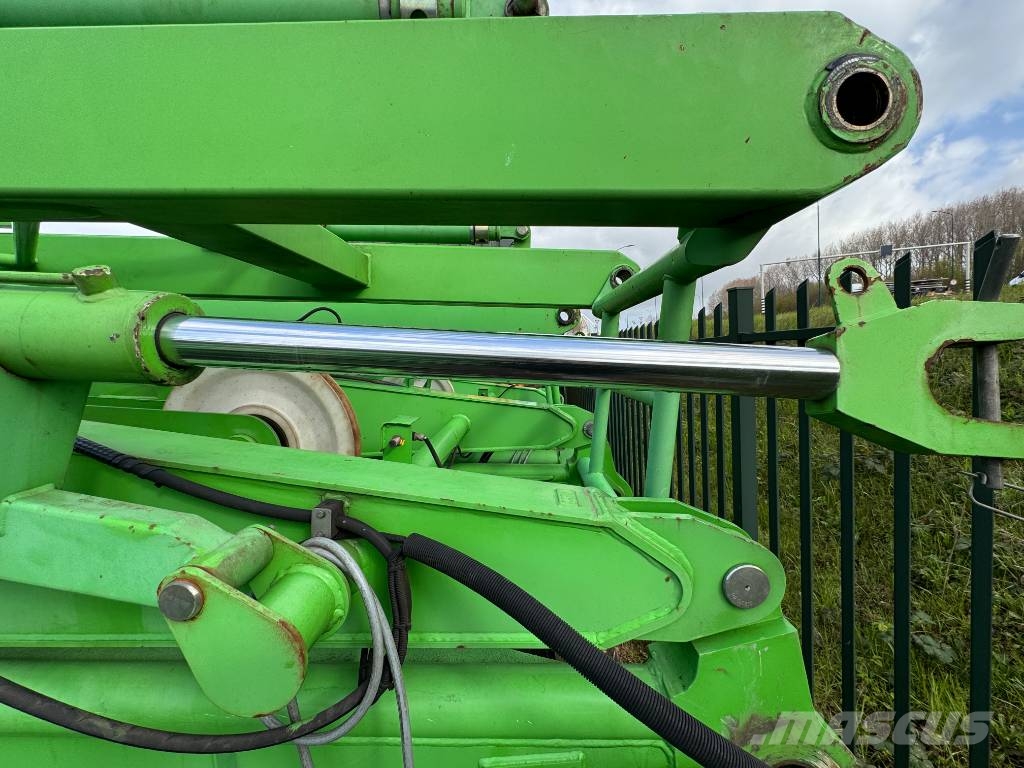 Sennebogen 5500 luffing jib Γερανοί με ερπύστριες