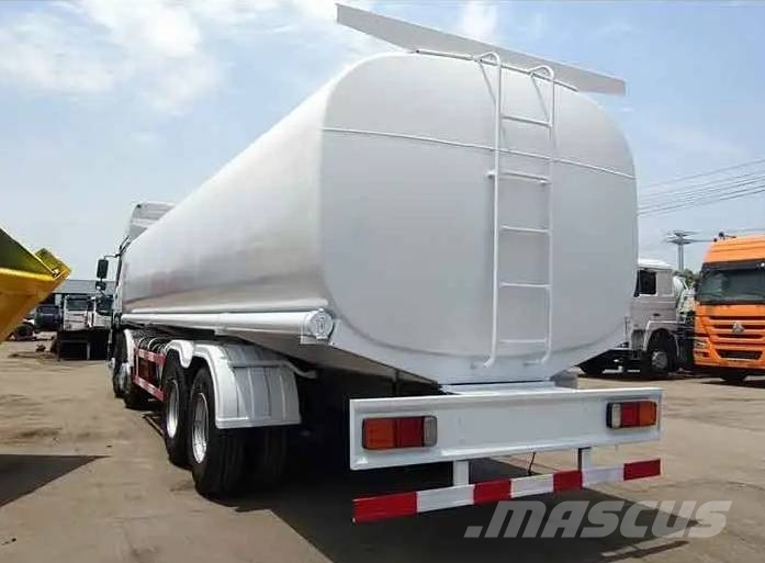 Howo 8x4 Fuel Tank Truck Tankbilar