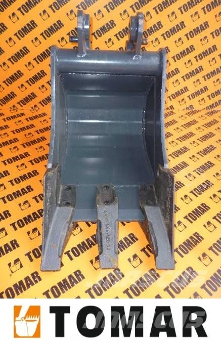 TOMAR Łyżka kopiąca 30 cm z zębami JCB 8014, 8015 Łyżki do koparek