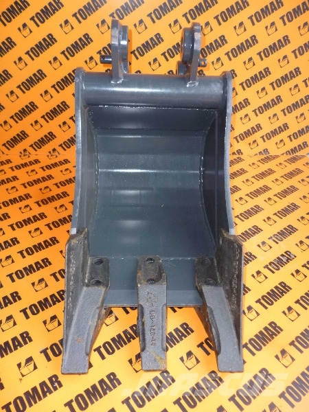 TOMAR Łyżka kopiąca 30 cm z zębami JCB 8014, 8015 Łyżki do koparek