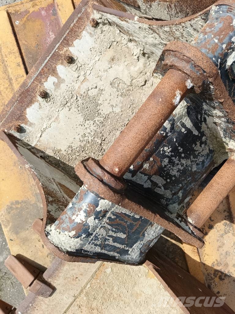 Geith bucket bak pin connector 39 cm Kašike / Korpe