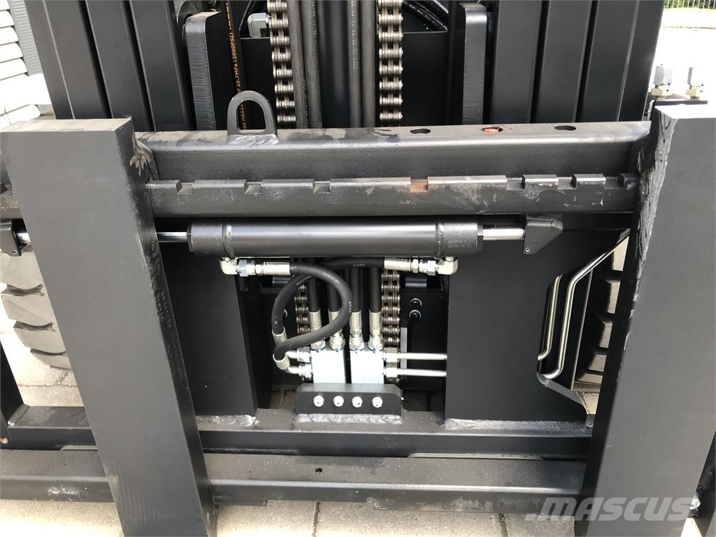 Bobcat B30 NS Neugerät Garantie バッテリーフォークリフト