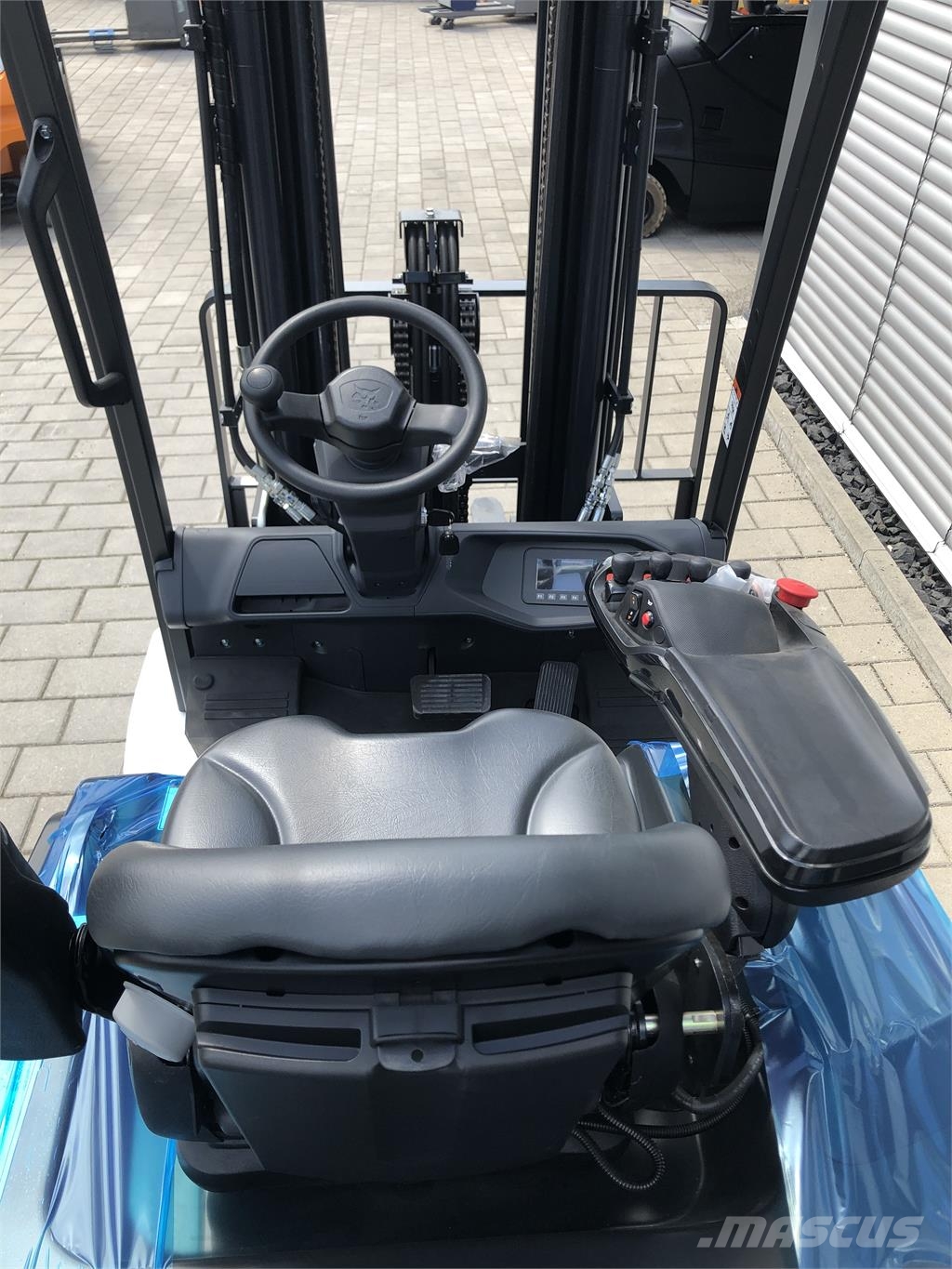 Bobcat B30 NS Neugerät Garantie バッテリーフォークリフト