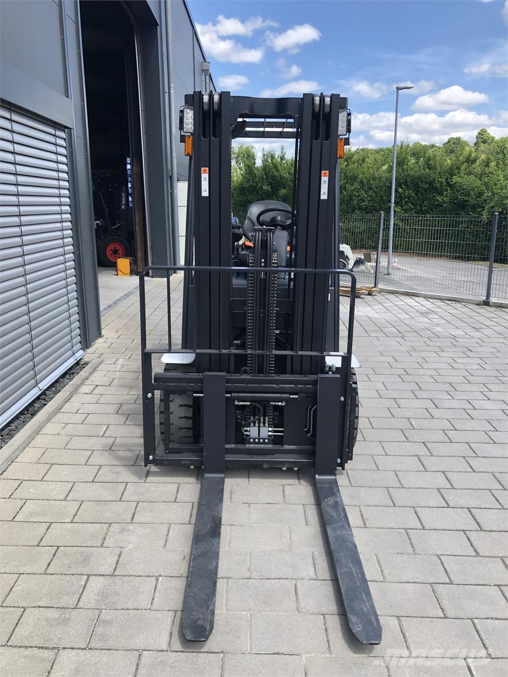 Bobcat B30 NS Neugerät Garantie バッテリーフォークリフト