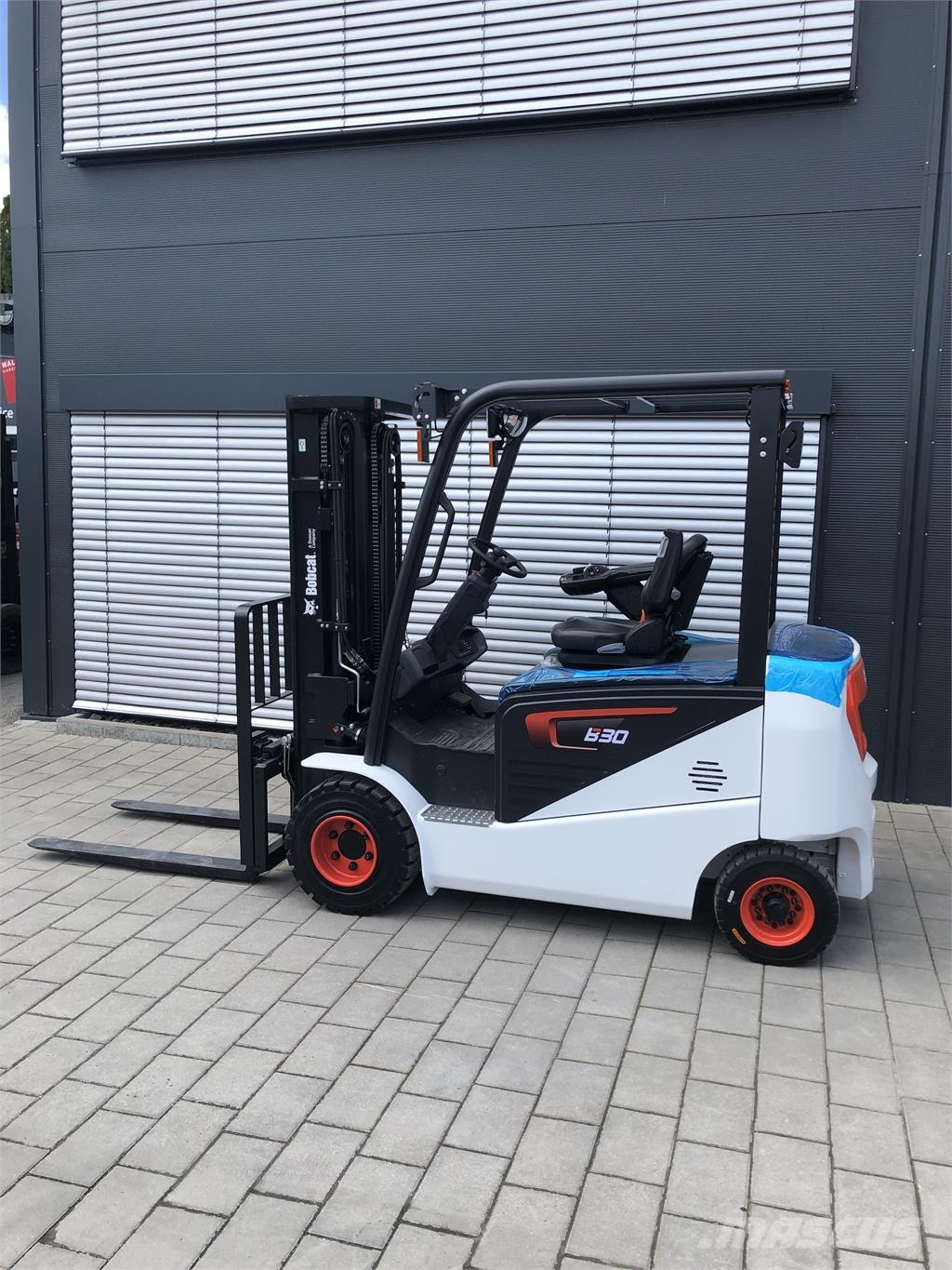 Bobcat B30 NS Neugerät Garantie バッテリーフォークリフト