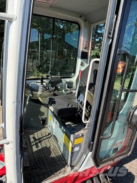 Takeuchi TB 216 Mini bagri <7t