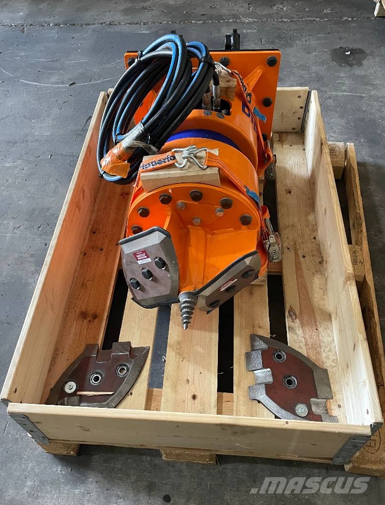 Dipperfox SC400 Komunálna technika - ostatné