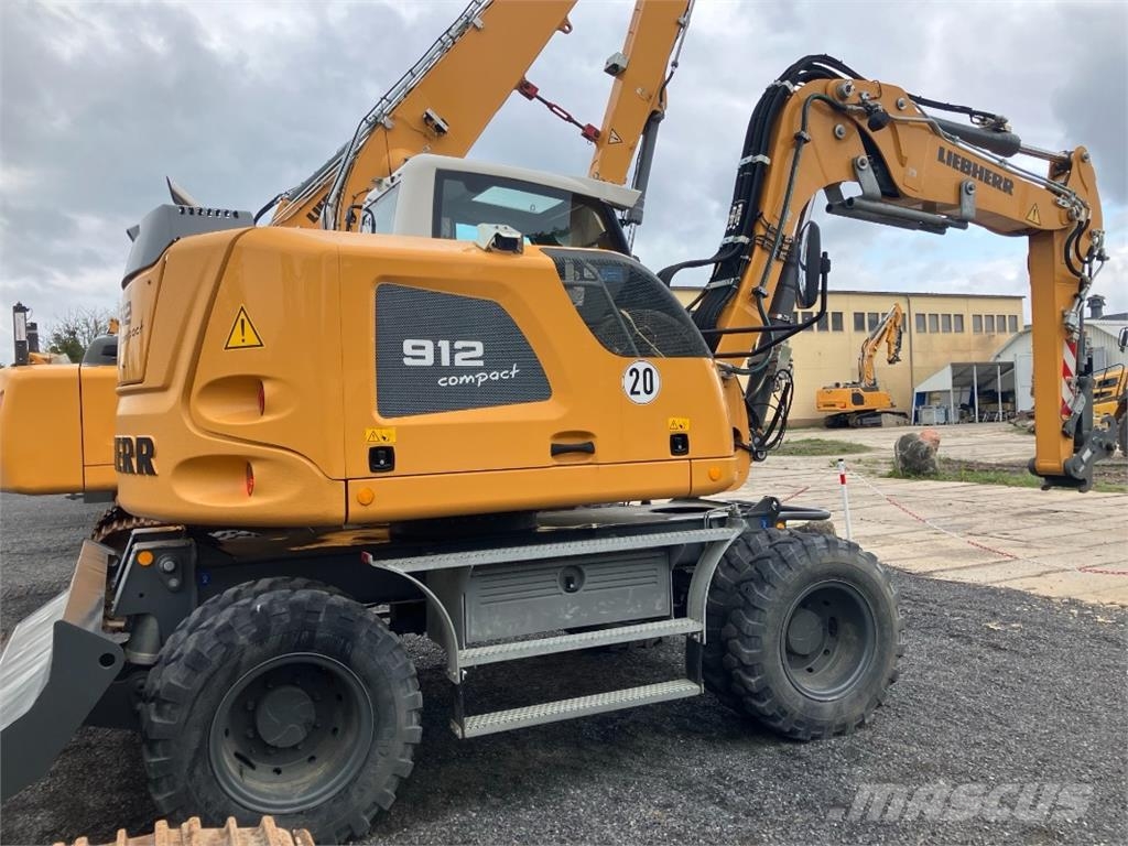 Liebherr A912 Compact Agriculture - Others