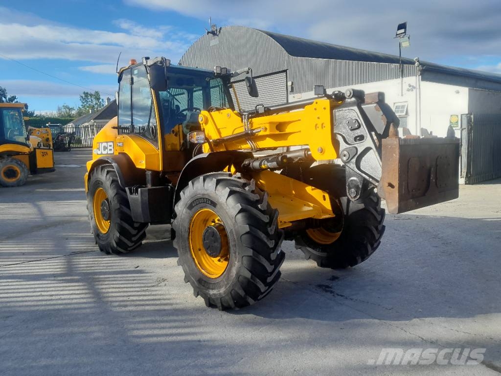 JCB TM420S Сельскохозяйственные телескопические погрузчики