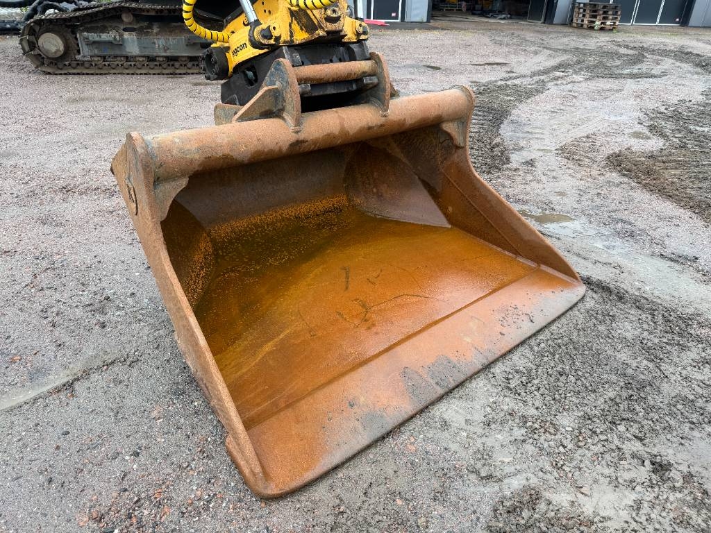 JCB JS 210 LC Centralsmörjning Engcon rototilt Excavadoras sobre orugas
