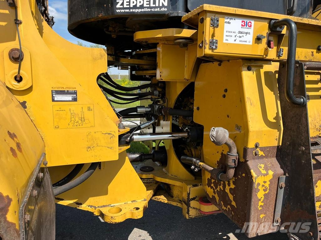 CAT 972M Wheel loaders