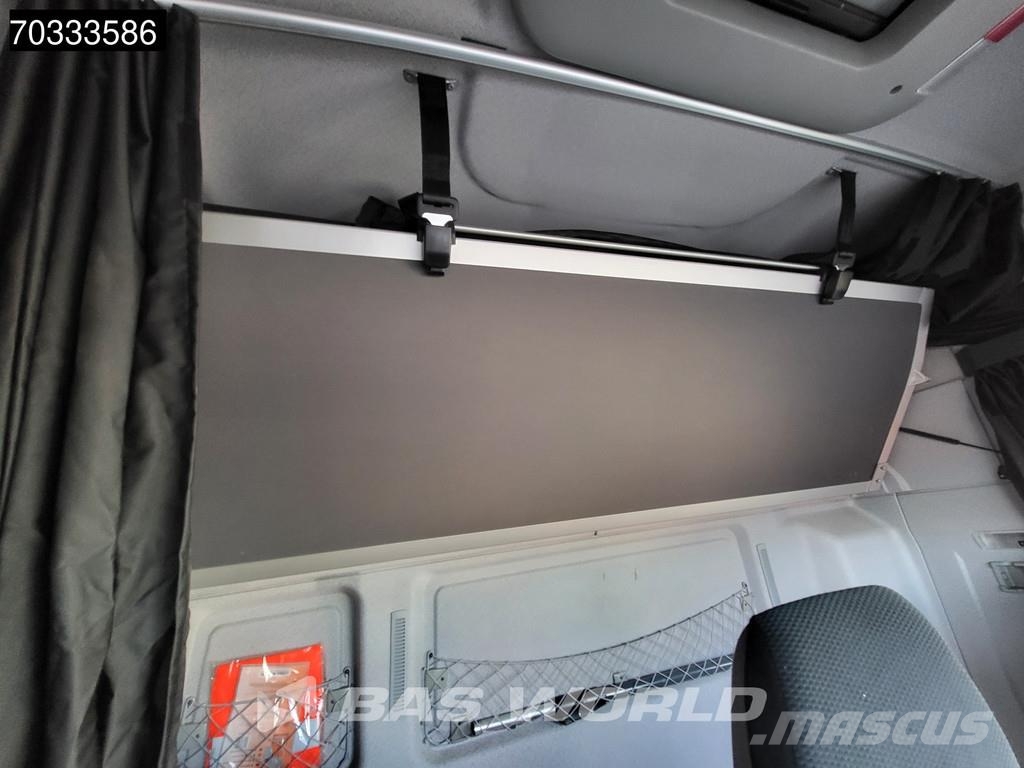 MAN TGX 18.360 TGX 4X2 NL-truck Driving school Lessons Camiones con caja de remolque