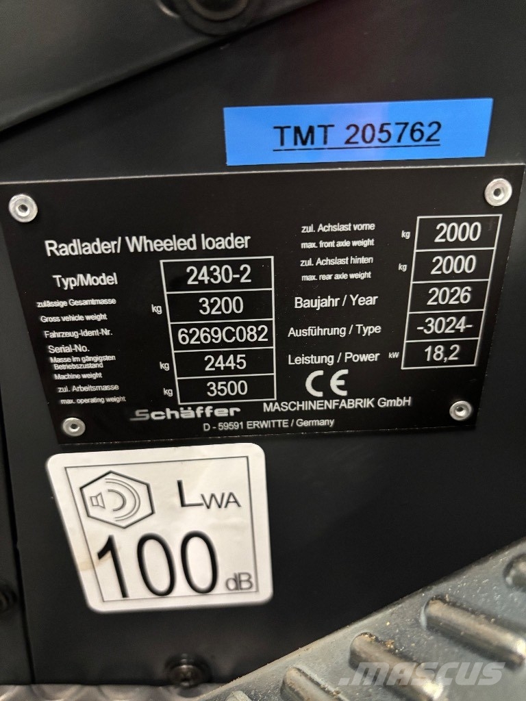 Schäffer 2430 Elite Hytt Multifunkcionālie iekrāvēji