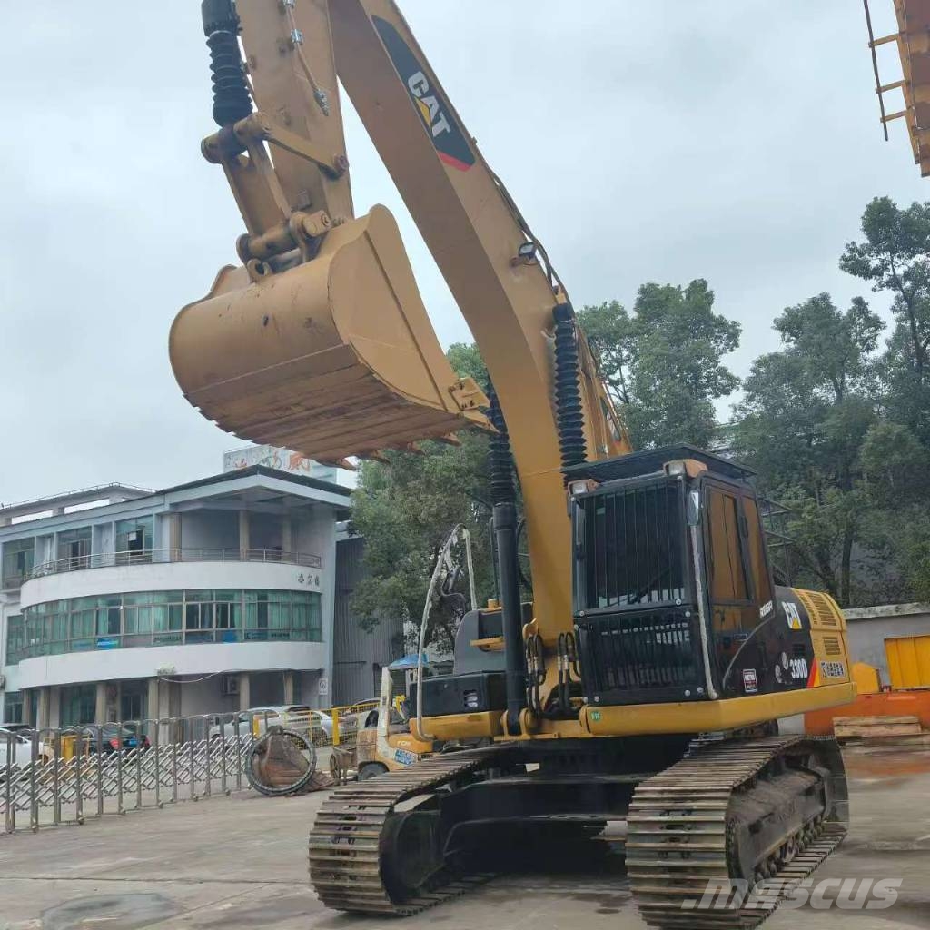 CAT 330 D 履带挖掘机