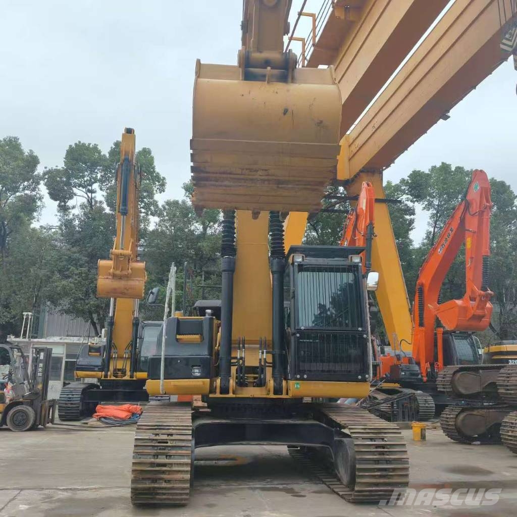 CAT 330 D 履带挖掘机