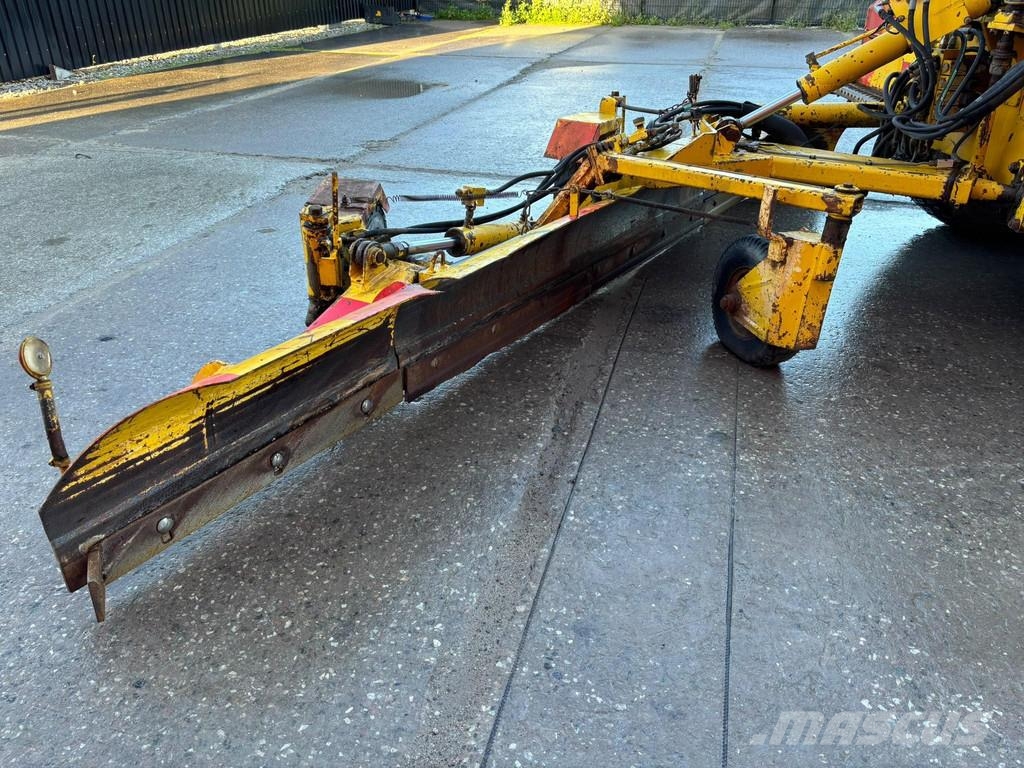 Vammas RG-17A Graders