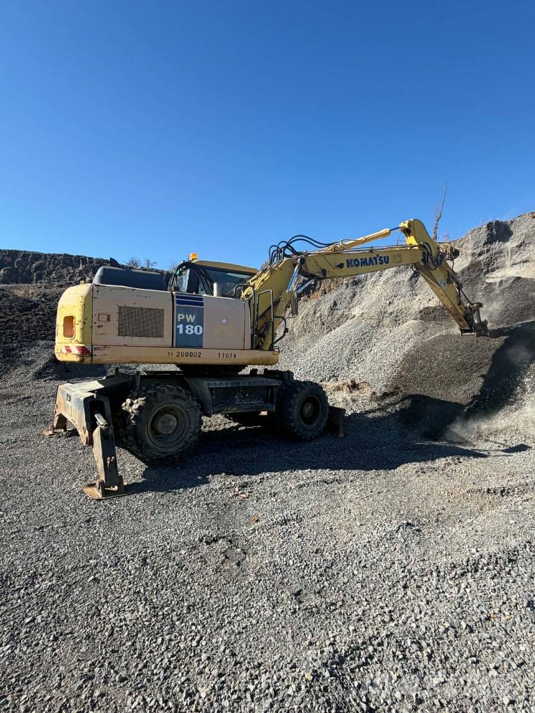 Komatsu PW 180-7EO Pelle sur pneus