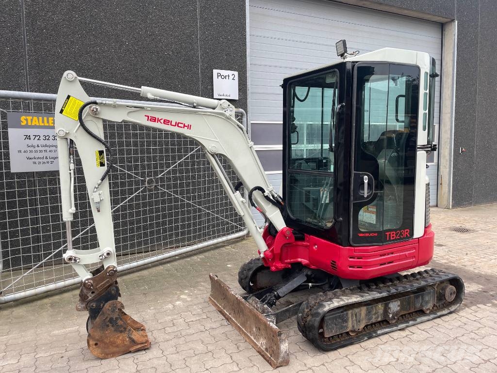 Takeuchi TB23R Minigraafmachines < 7t
