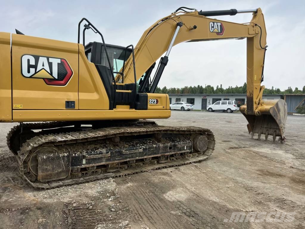 CAT 323GC 3000 units excavators in stock Bagri goseničarji