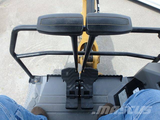 CAT CAT03017A mini excavator Mini bagri <7t