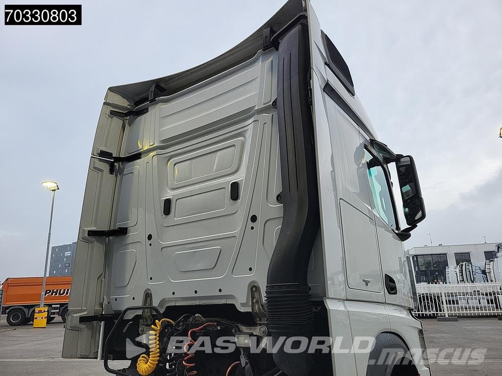 Mercedes-Benz Actros 1843 4X2 BigSpace NL-Truck Retarder 2x Tank وحدات الجر