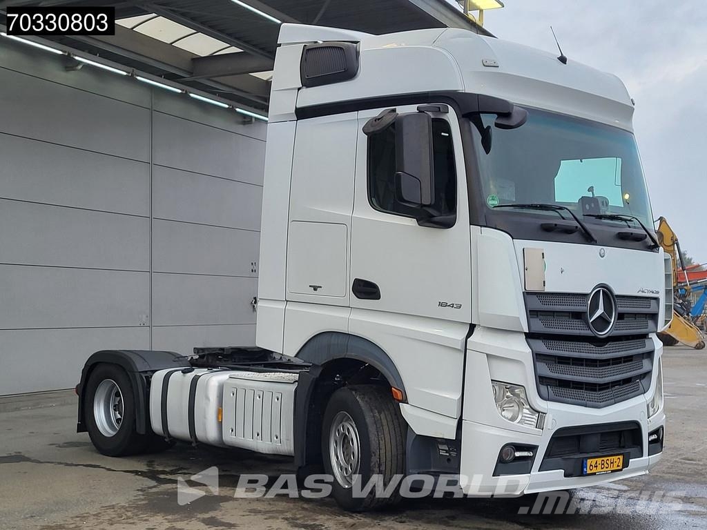 Mercedes-Benz Actros 1843 4X2 BigSpace NL-Truck Retarder 2x Tank وحدات الجر