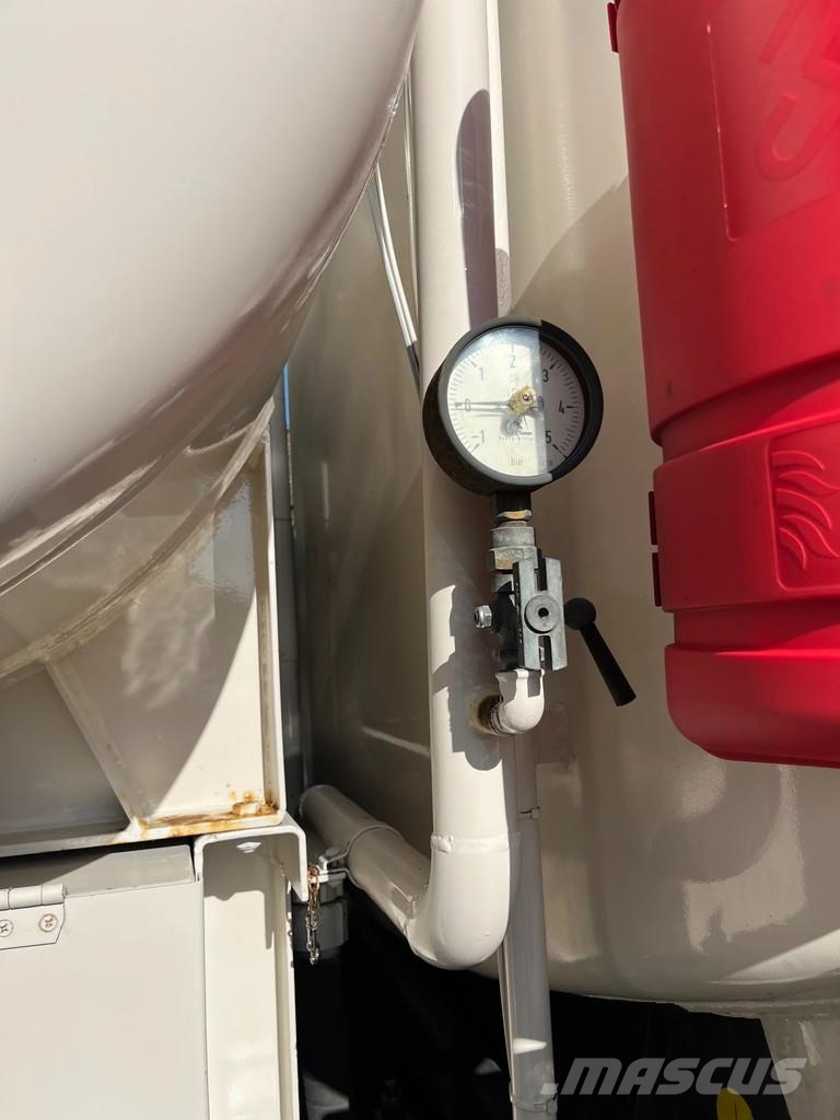 MAN 18 .264 FBL Tankwagen+Tankreiniger*A3*Diesel+Heizö Automobilinės cisternos