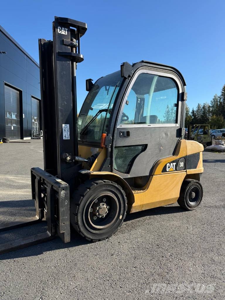 CAT DP 30 N Diesel forklifts