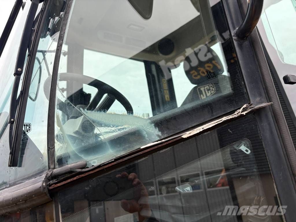 JCB 426 E HT Rataslaadurid