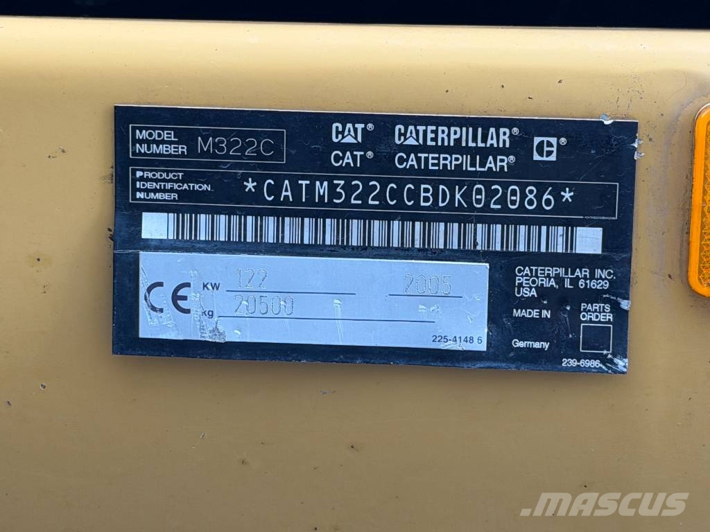 CAT M322C Wheeled excavators