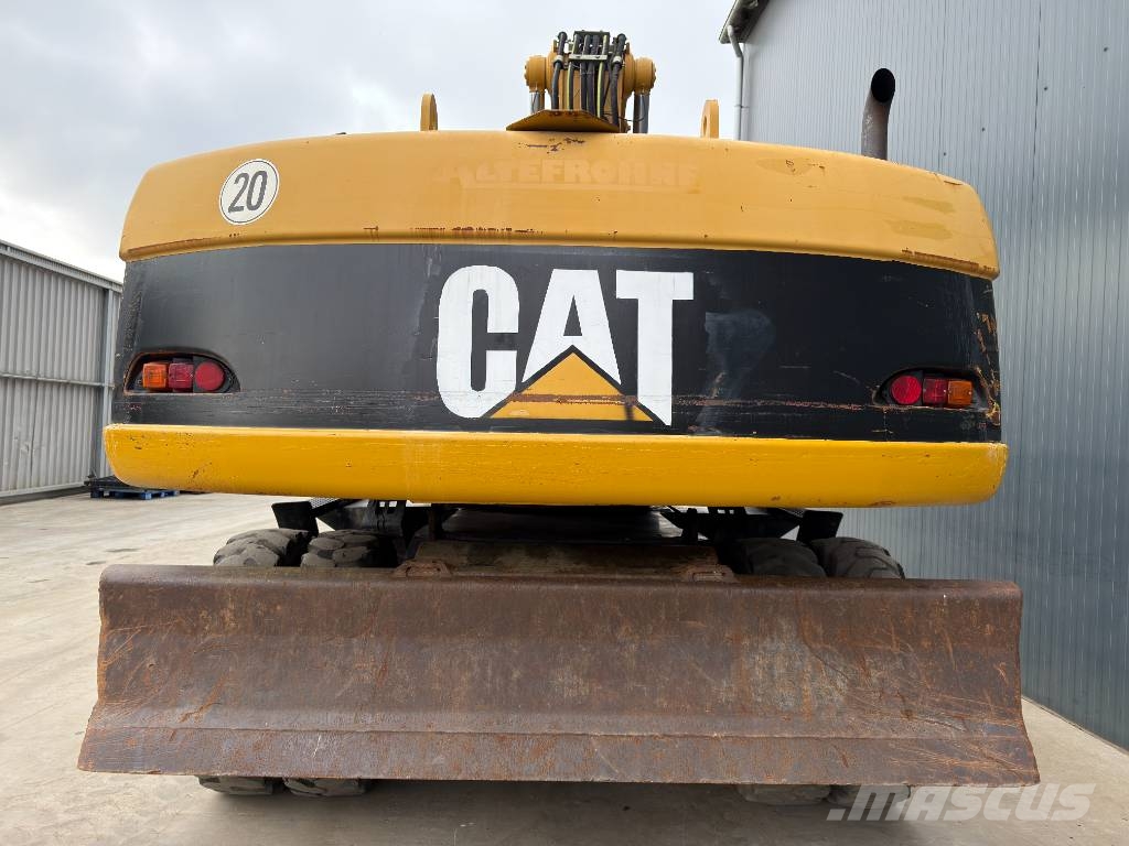 CAT M322C Wheeled excavators