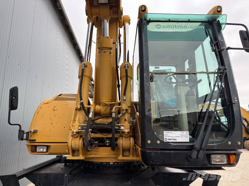 CAT M322C Wheeled excavators