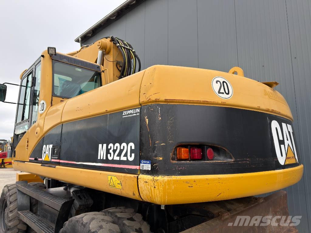 CAT M322C Wheeled excavators