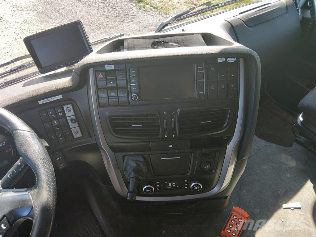 Iveco Stralis Xway 570 8x4 Camiones elevadores de gancho