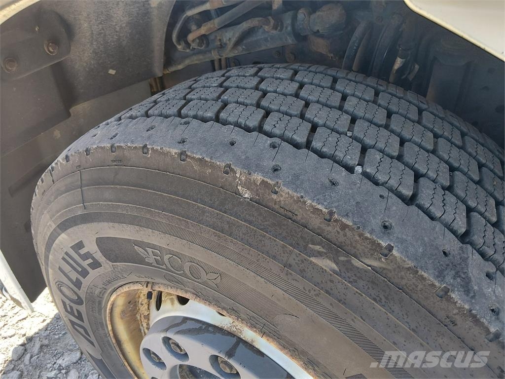 Iveco Stralis Xway 570 8x4 Camiones elevadores de gancho