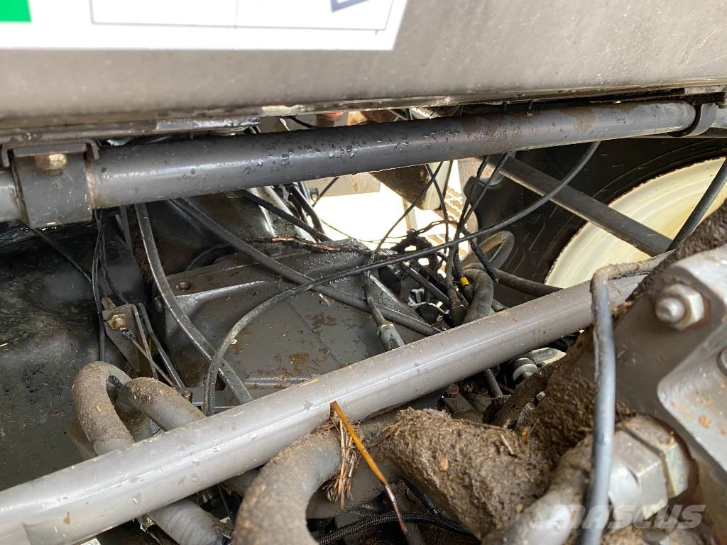 Renault ARES 620RZ Carte Grise Française endommagé Tracteur
