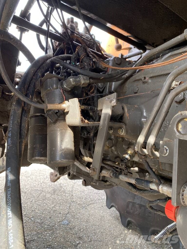 Renault ARES 620RZ Carte Grise Française endommagé Tracteur