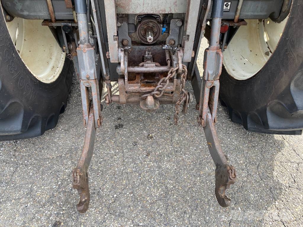 Renault ARES 620RZ Carte Grise Française endommagé Tracteur