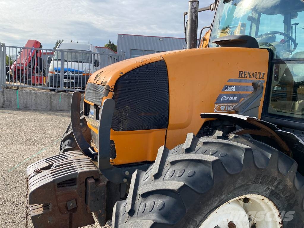 Renault ARES 620RZ Carte Grise Française endommagé Tracteur